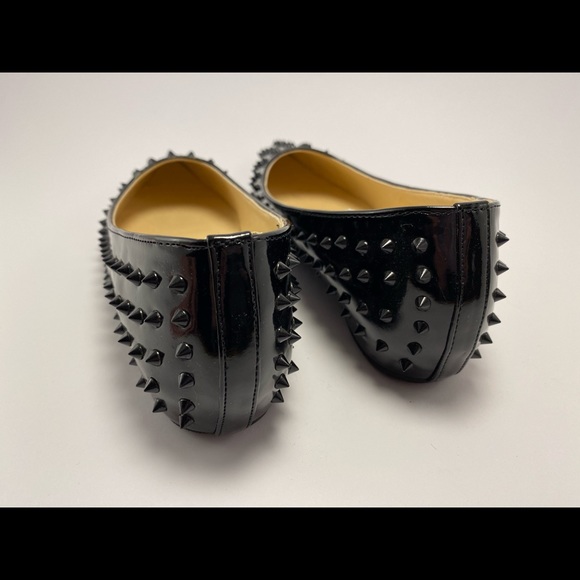 Scene by Shoe Dazzle Penny Spiked Flats - Picture 4 of 7